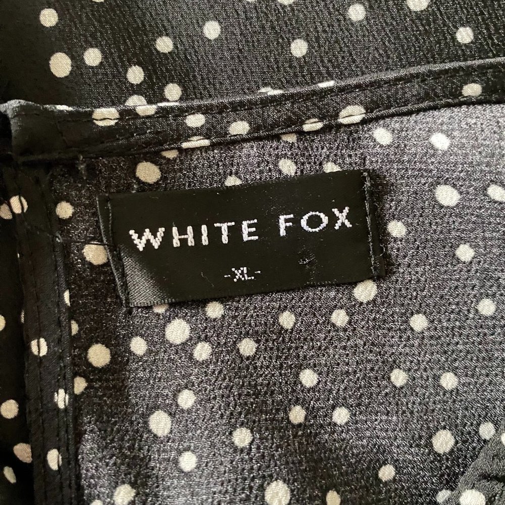 White Fox Women's Black/White Polka Dot Long Bell Sleeve Ruffle Mini Dress XL - Picture 2 of 6